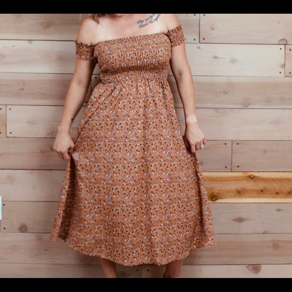 Tie back floral dress